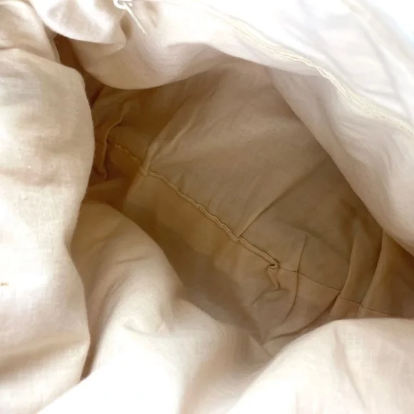 Vintage Crescent Tote - Picture 3 of 3